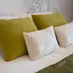 Azur, Nueva Andalucia,