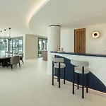 Vila Azur, Nueva Andalucia,