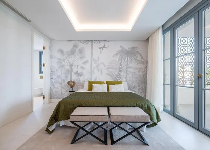 Azur, Nueva Andalucia, 마르베야