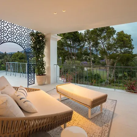 Вилла Azur, Nueva Andalucia,