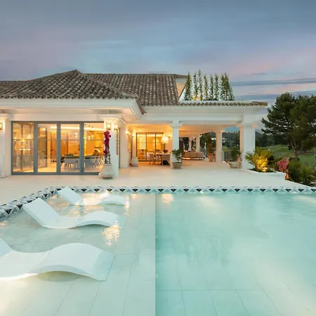 Вилла Azur, Nueva Andalucia, *