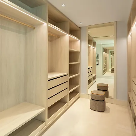 Azur, Nueva Andalucia, 마르베야