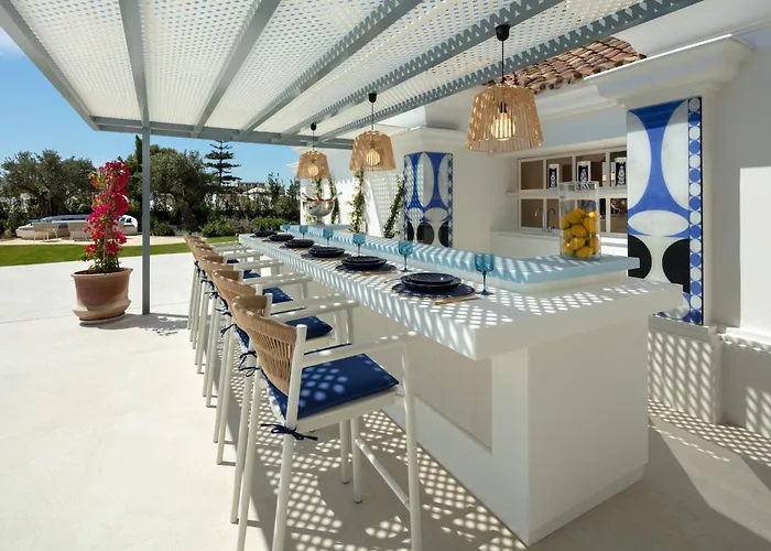 Vila Azur, Nueva Andalucia,