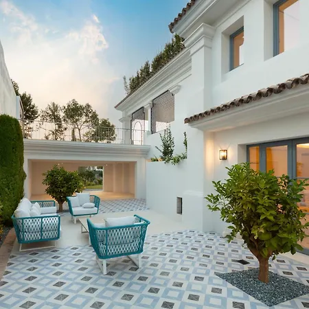 Вілла Azur, Nueva Andalucia,