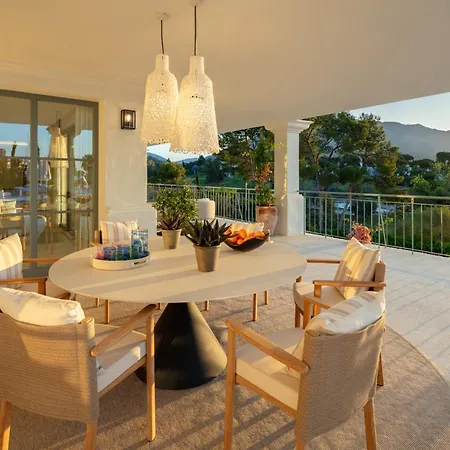 Azur, Nueva Andalucia, Marbella