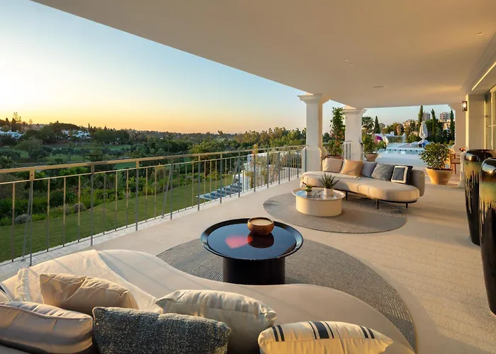 Villa Azur, Nueva Andalucia, *