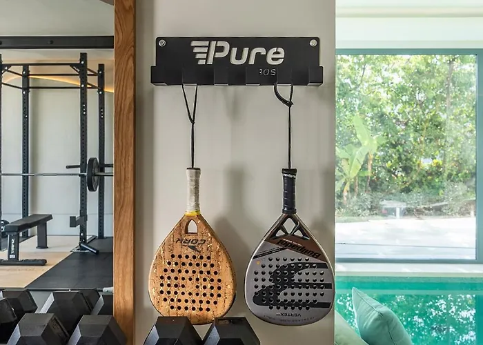 Azur, Nueva Andalucia,